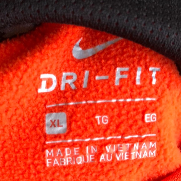 Boy’s Nike Orange Hoodie - Picture 3 of 3